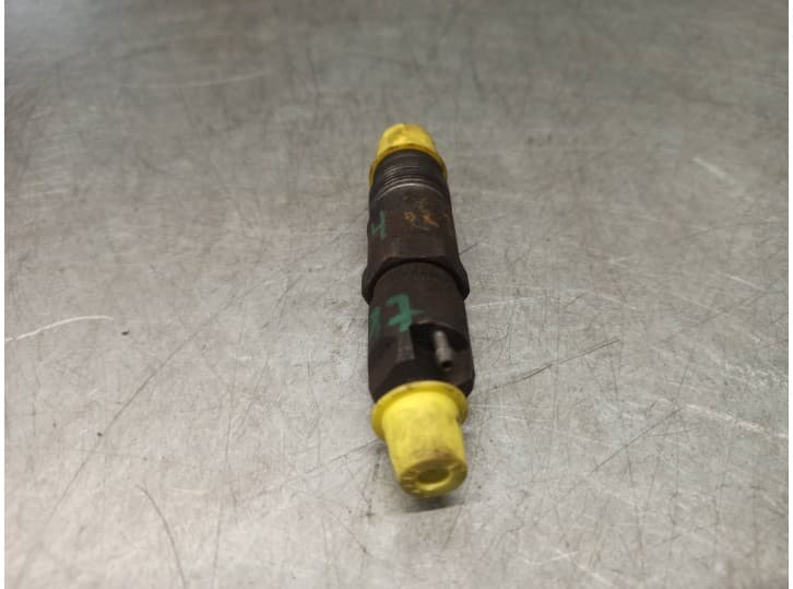 Recambio de inyector para peugeot 106 ii (1a_, 1c_) 1.5 d referencia OEM IAM KCE30S8 3