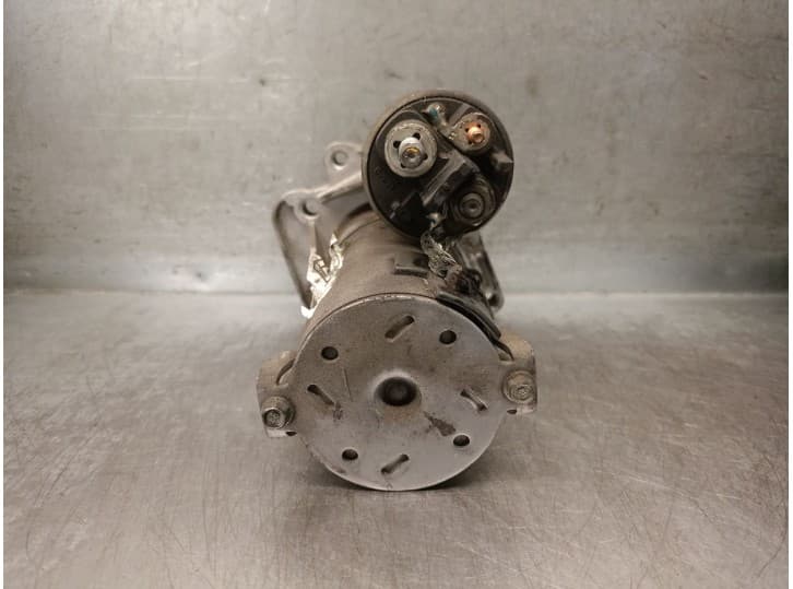 Recambio de motor arranque para dacia sandero 1.5 dci referencia OEM IAM K9KE8 K9KE8 4