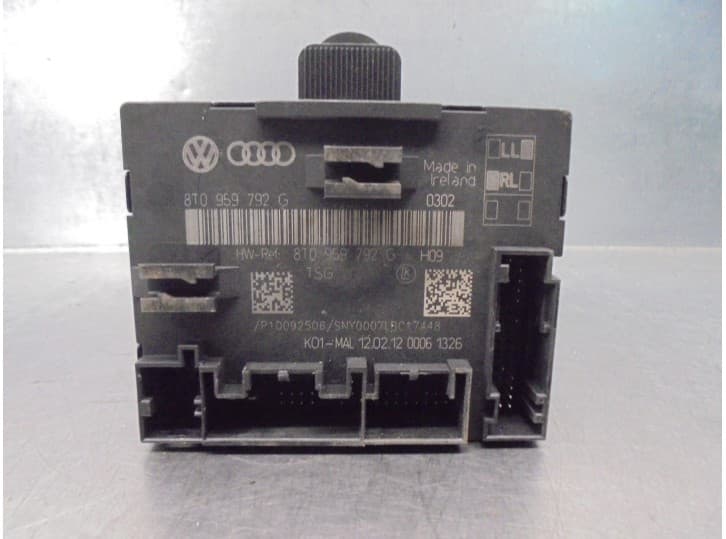 Recambio de modulo confort para audi a4 b8 (8k2) 2.0 tdi referencia OEM IAM 8T0959792G