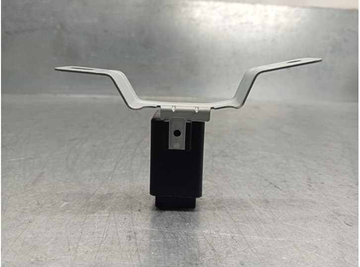 Recambio de rele para hyundai i40 i (vf) 1.7 crdi referencia OEM IAM 952403Z200 3