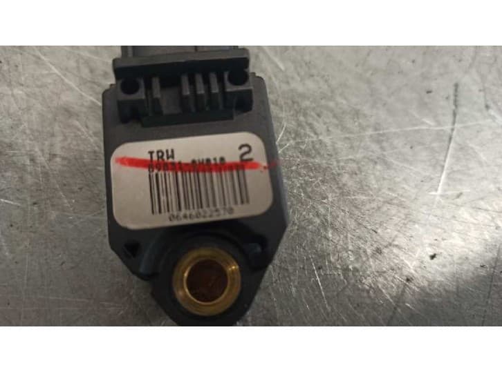 Recambio de sensor impacto para peugeot 107 (pm_, pn_) 1.0 referencia OEM IAM 898310H010 3