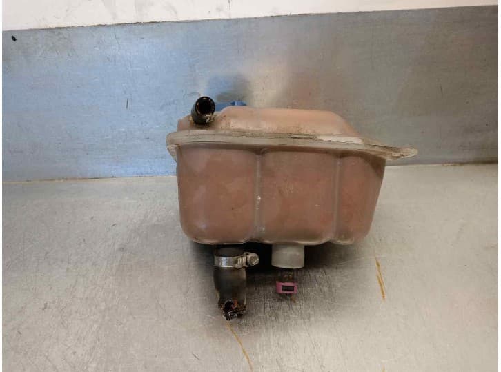 Recambio de deposito expansion para audi a6 c4 (4a2) 2.3 referencia OEM IAM 4A0121403 2