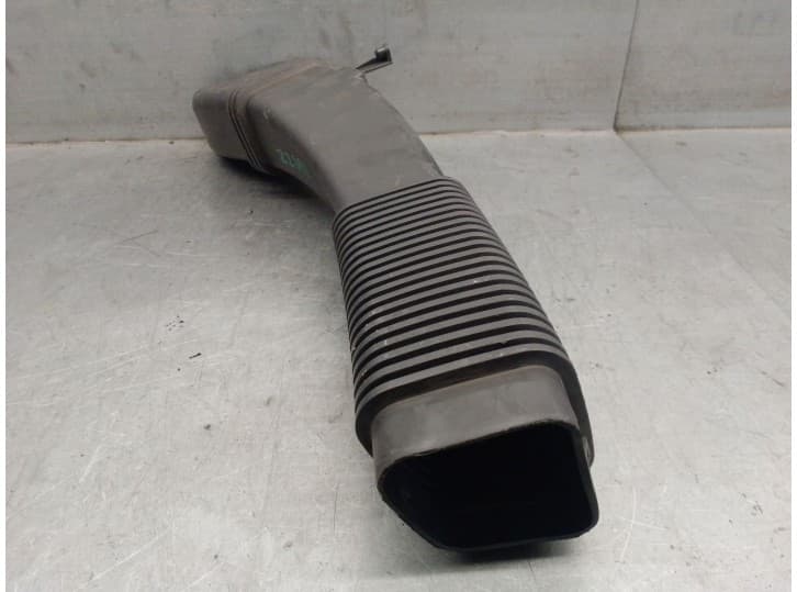 Recambio de tubo para bmw 5 touring (f11) 520 d referencia OEM IAM 781159703 13717811597 3