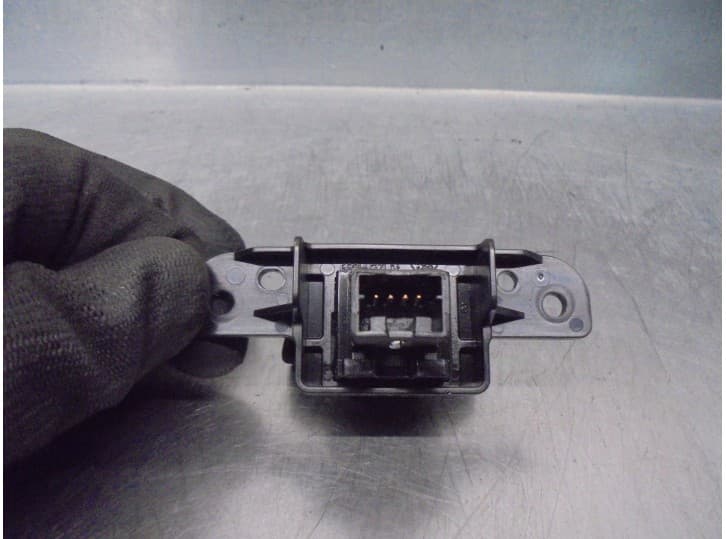 Recambio de warning para nissan pulsar hatchback (c13) 1.5 dci referencia OEM IAM 63207 2
