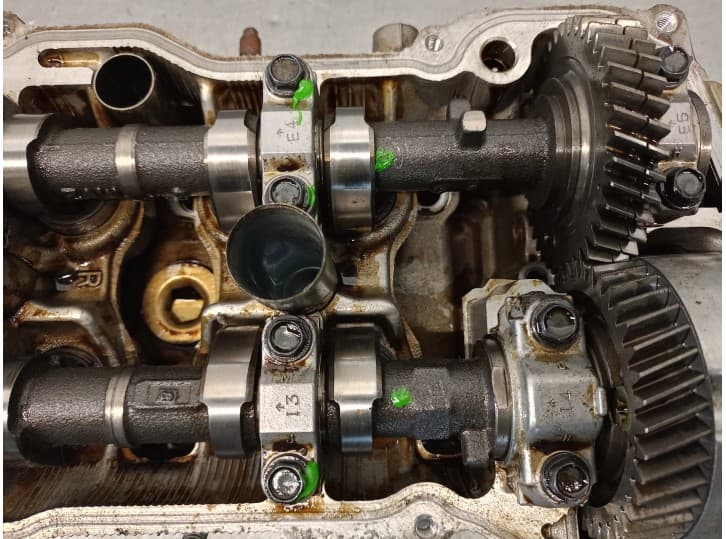 Recambio de culata para lexus rx (_u3_) 400h (mhu38_) referencia OEM IAM 1110129485 1110129485 9
