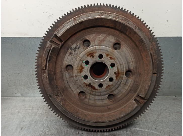 Recambio de volante motor para audi a4 b5 avant (8d5) 1.8 t referencia OEM IAM 058105266H 2