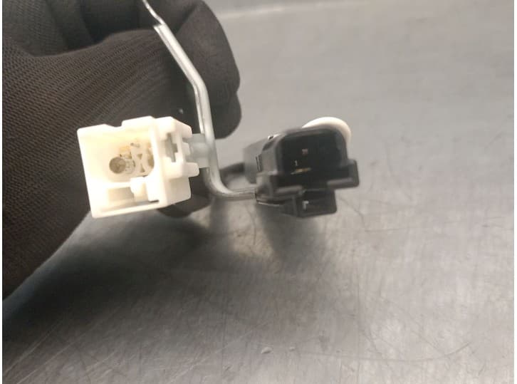 Recambio de antena para lexus ct (zwa10_) 200h (zwa10_) referencia OEM IAM 86300 3