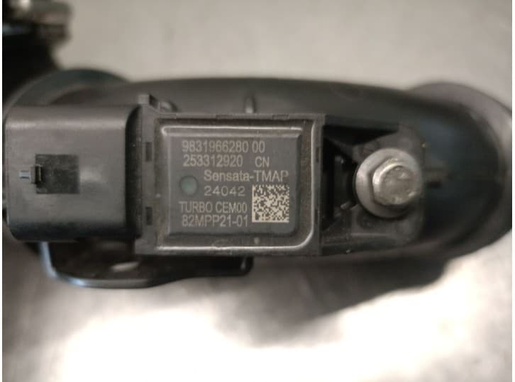 Recambio de tubo para opel corsa f (p2jo) 1.2 (68) referencia OEM IAM 9812736080 9812736080 8
