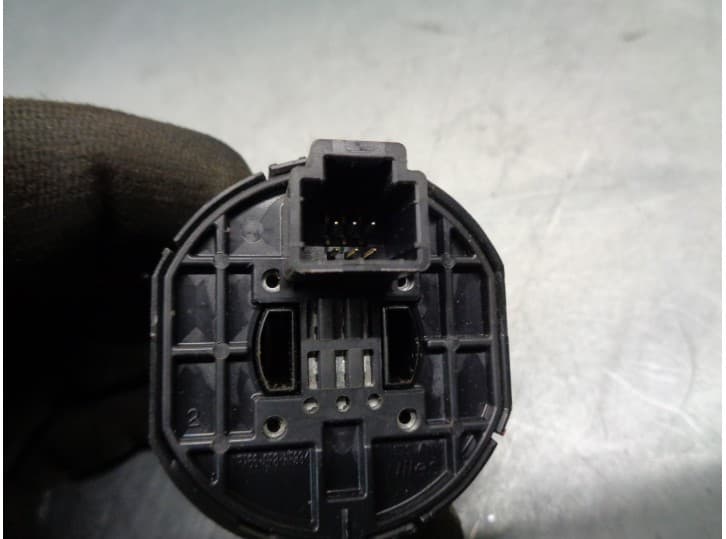 Recambio de mando para nissan x-trail ii (t31) 2.0 dci referencia OEM IAM 25535JG00A 3