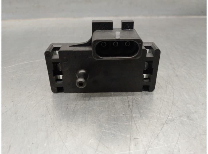Recambio de sensor para volvo 850 (854) 2.4 referencia OEM IAM 6PP00940022  HELLA 2