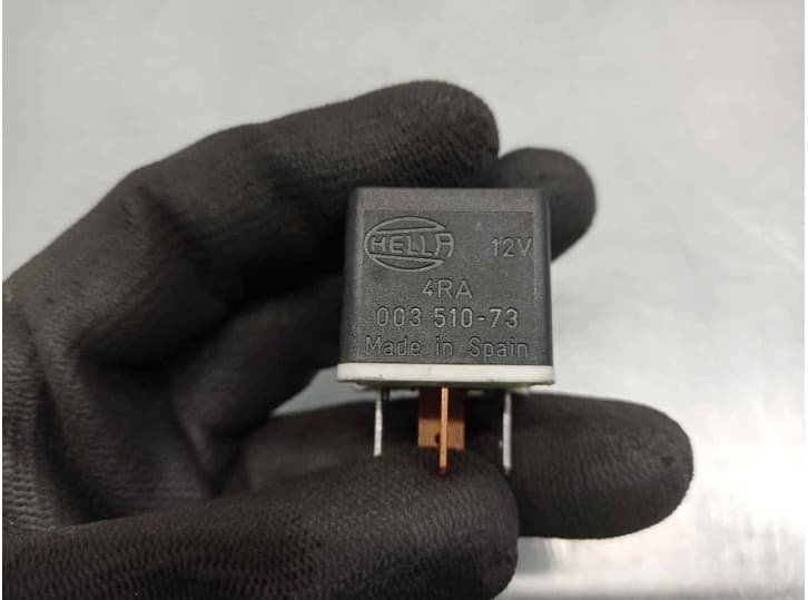Recambio de rele para volvo 850 (854) 2.4 referencia OEM IAM 9130269 4RA00351073 HELLA 4