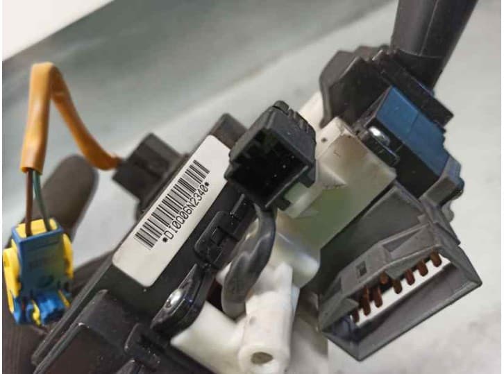 Recambio de mando luces para hyundai tucson (jm) 2.0 crdi referencia OEM IAM DI0Q06N2340 6