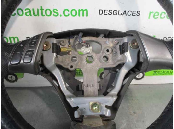 Recambio de volante para mazda 3 (bk) 1.6 di turbo referencia OEM IAM 07011781 2