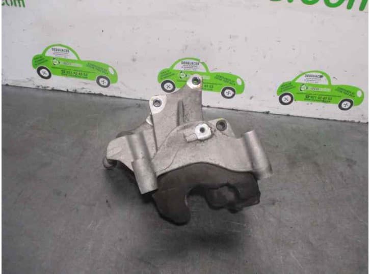 Recambio de soporte motor para hyundai elantra iii (xd) 2.0 crdi referencia OEM IAM