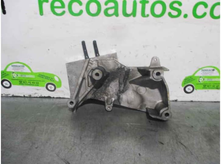 Recambio de soporte motor para hyundai elantra iii (xd) 2.0 crdi referencia OEM IAM 2
