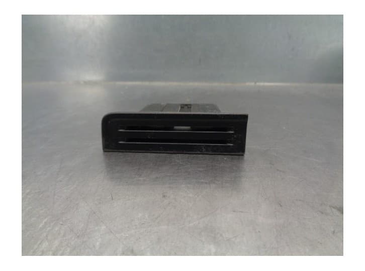 Recambio de moldura para volkswagen polo v (6r1, 6c1) 1.4 tdi referencia OEM IAM 6C0858373