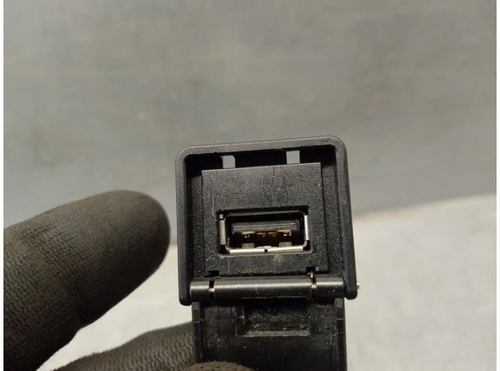 Recambio de interruptor para infiniti fx 37 awd referencia OEM IAM 284H31FA0A 2