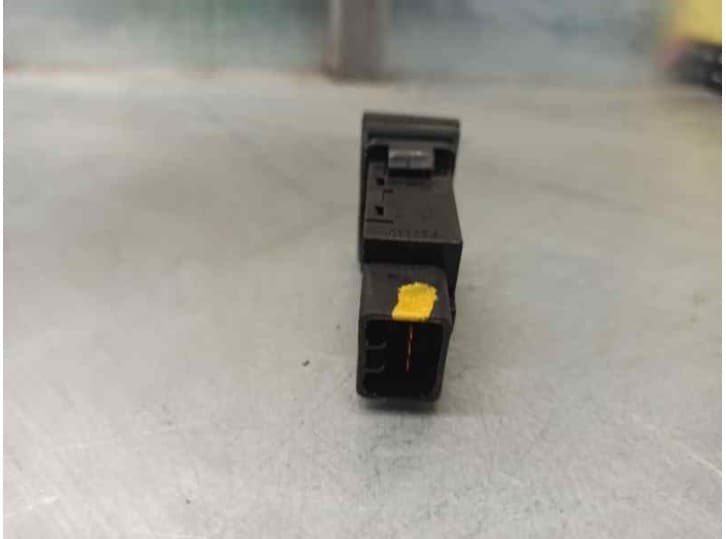 Recambio de mando para hyundai tucson (jm) 2.0 crdi referencia OEM IAM 937502E001 3