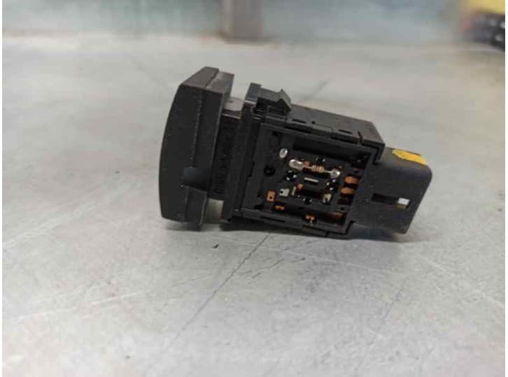 Recambio de mando para hyundai tucson (jm) 2.0 crdi referencia OEM IAM 937502E001 4