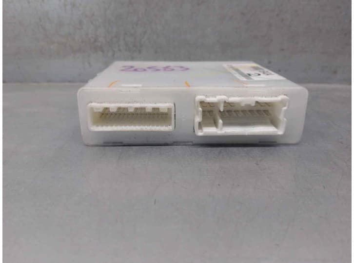 Recambio de modulo electronico para infiniti fx 37 awd referencia OEM IAM 988001BA0A 4