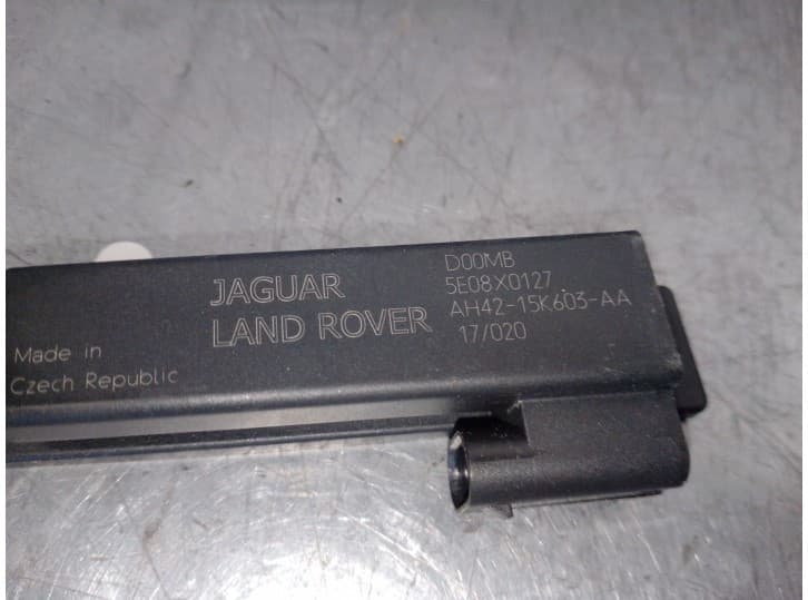 Recambio de antena para jaguar xe (x760) 2.0 d referencia OEM IAM AH4215K603AA 4