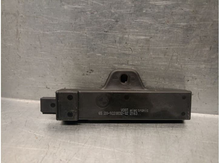 Recambio de antena para bmw x4 (f26) xdrive 20 d referencia OEM IAM 65209220832