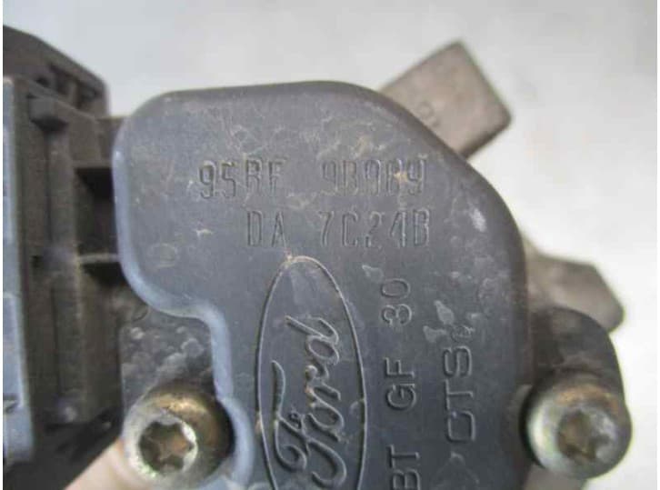 Recambio de caja mariposa para ford escort berlina 1.6 referencia OEM IAM 958FFA 6
