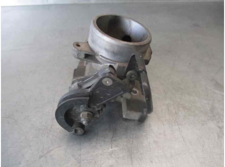 Recambio de caja mariposa para ford escort berlina 1.6 referencia OEM IAM 958FFA 7