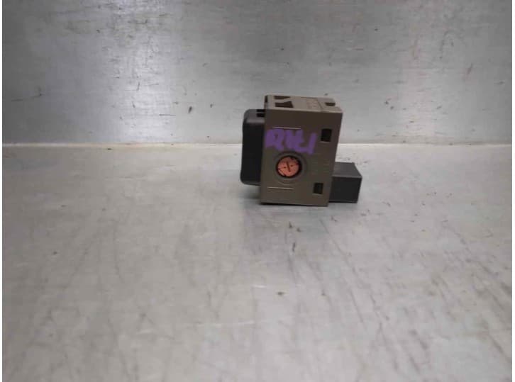 Recambio de interruptor para lexus is ii (_e2_) 250 (gse20) referencia OEM IAM 8498830140 2