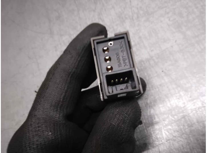 Recambio de interruptor para lexus is ii (_e2_) 250 (gse20) referencia OEM IAM 8498830140 3