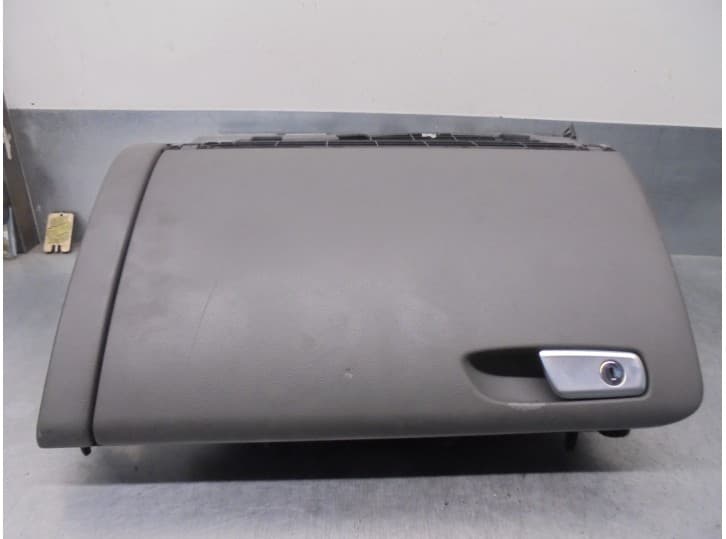 Recambio de guantera para audi a4 b8 (8k2) 2.0 tdi referencia OEM IAM 8K1857035