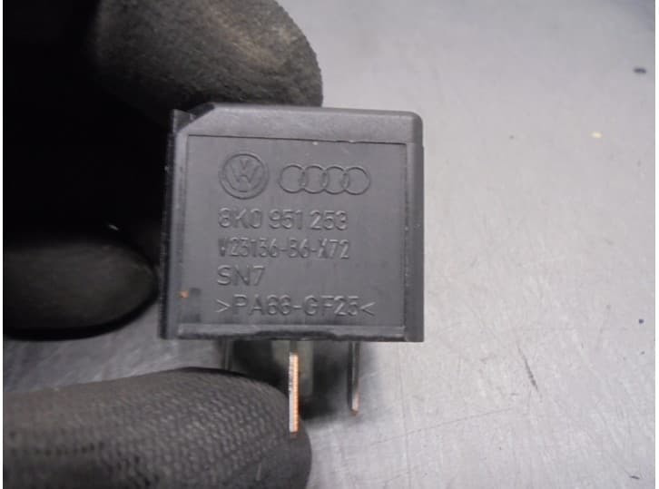 Recambio de rele para audi a4 b8 (8k2) 2.0 tdi referencia OEM IAM 8K0951253 3
