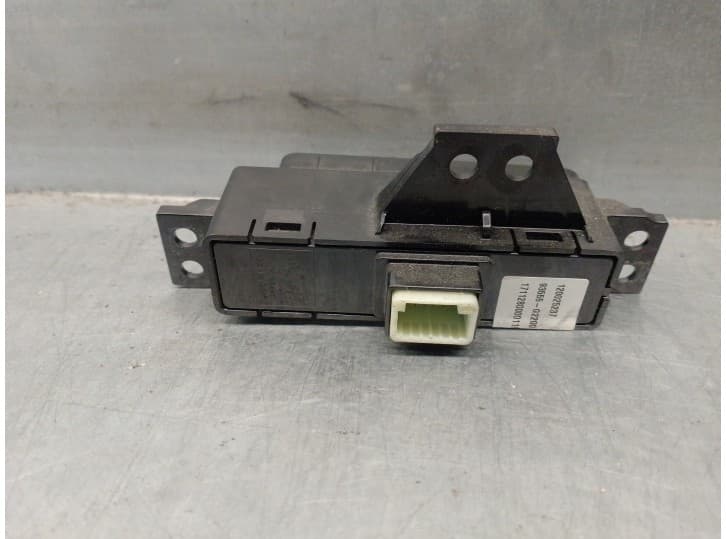Recambio de interruptor para hyundai ioniq (ae) 1.6 gdi hybrid referencia OEM IAM 93555G2200 2