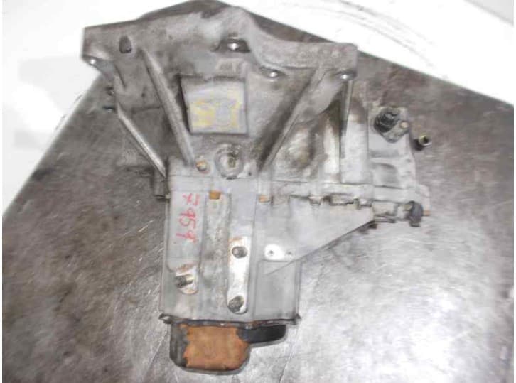 Recambio de caja cambios para mazda 323 p v (ba) 1.5 16v referencia OEM IAM F5D2 5