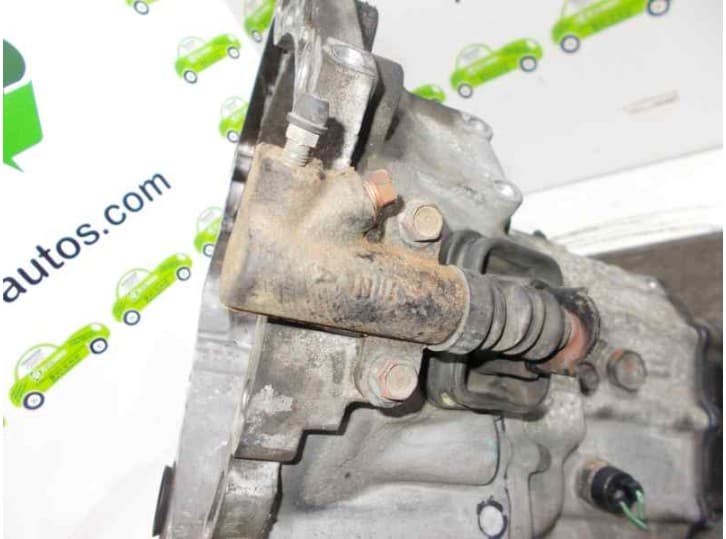 Recambio de caja cambios para mazda 323 p v (ba) 1.5 16v referencia OEM IAM F5D2 7