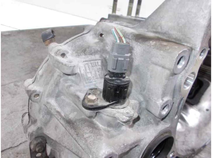 Recambio de caja cambios para mazda 323 p v (ba) 1.5 16v referencia OEM IAM F5D2 9