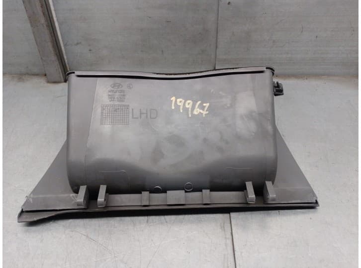 Recambio de guantera para hyundai matrix (fc) 1.5 crdi vgt referencia OEM IAM 8451117000 2