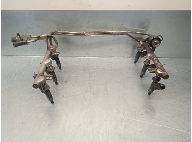 Recambio de rampa inyectora para audi a6 c5 (4b2, 4b4) 3.0 referencia OEM IAM 06C133681J