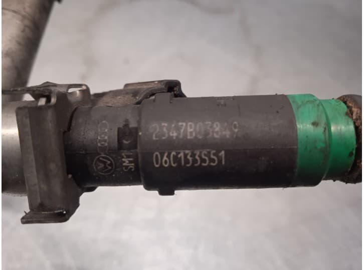 Recambio de rampa inyectora para audi a6 c5 (4b2, 4b4) 3.0 referencia OEM IAM 06C133681J 6