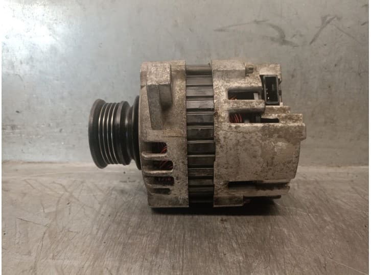Recambio de alternador para daewoo aranos 2.0 referencia OEM IAM CGB13019 CGB13019 3