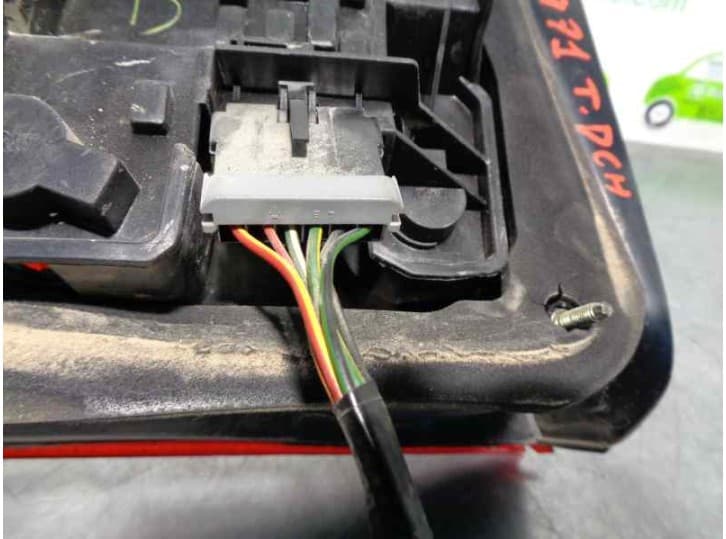 Recambio de piloto trasero derecho para rover 45 i sedán (rt) 2.0 idt referencia OEM IAM 4
