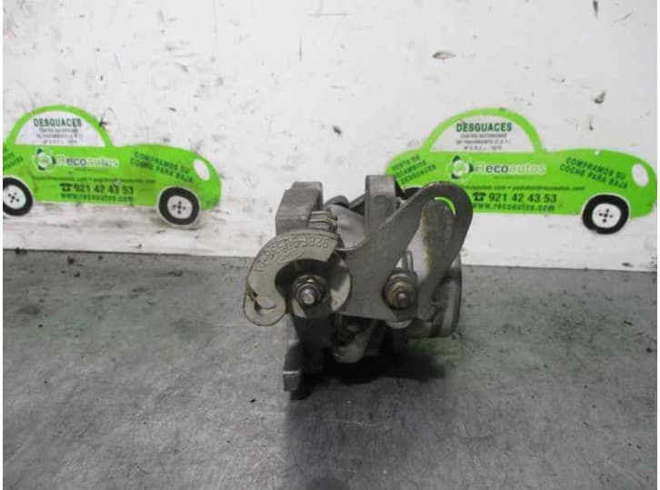 Recambio de caja mariposa para ford escort berlina 1.6 cat-u referencia OEM IAM 958FZA 7