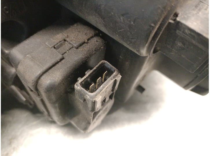 Recambio de faro izquierdo para mg zr 105 referencia OEM IAM 89003769 7