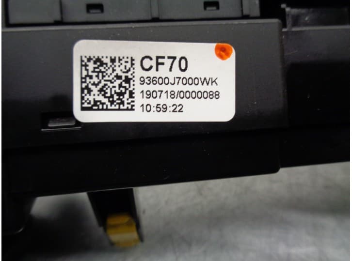 Recambio de warning para kia xceed (cd) 1.4 t-gdi referencia OEM IAM 93600J7000 5