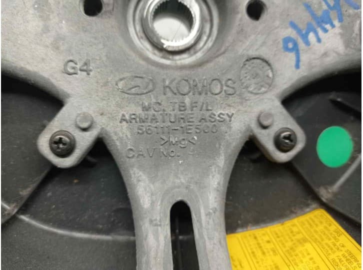 Recambio de volante para hyundai getz (tb) 1.1 referencia OEM IAM 561111E500 4