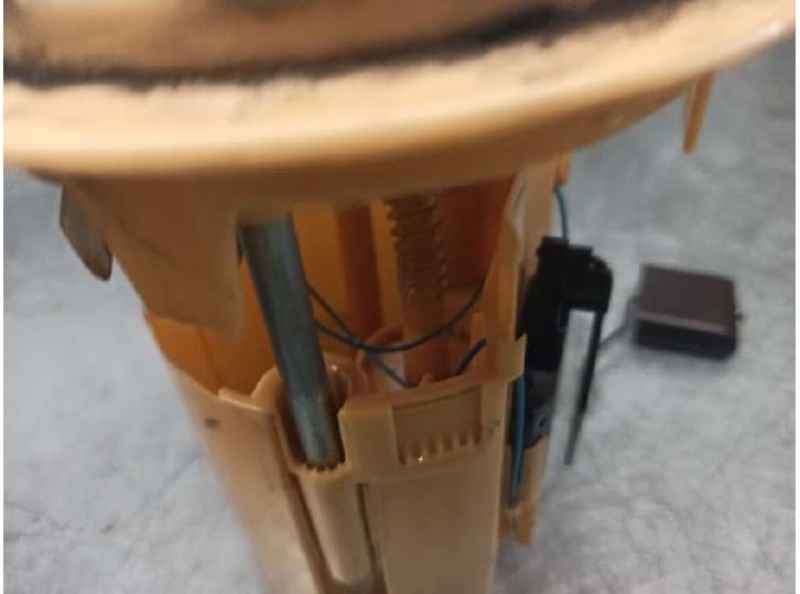 Recambio de aforador para peugeot partner kombi premium referencia OEM IAM 9684995180 3