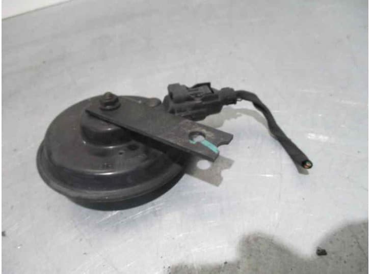 Recambio de claxon para hyundai santa fé ii (cm) 2.2 crdi referencia OEM IAM A046602 2