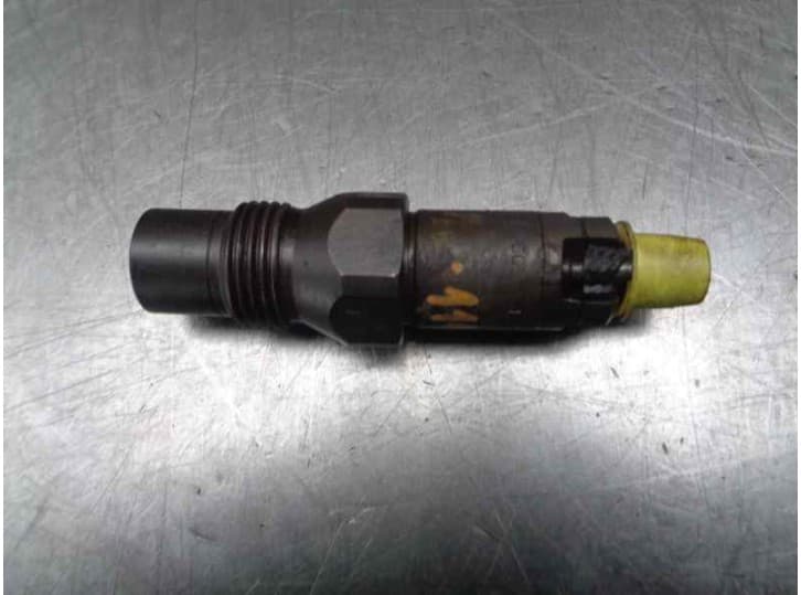 Recambio de inyector para ford mondeo i (gbp) 1.8 td referencia OEM IAM LCR6705601E  LUCAS 3