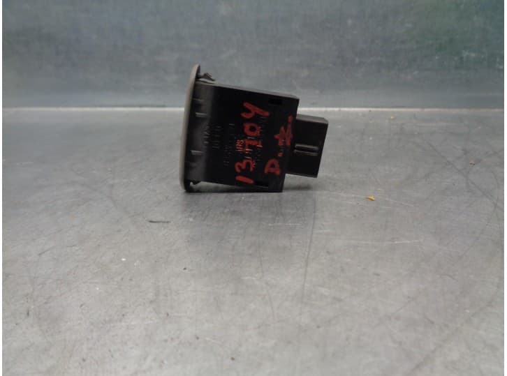 Recambio de interruptor para kia sorento i (jc) 2.5 crdi referencia OEM IAM 623W02150 2