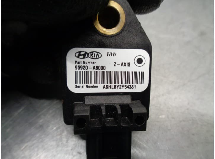 Recambio de sensor impacto para hyundai i30 (gd) 1.4 crdi referencia OEM IAM 95920A6000 4